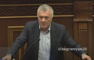 В Армении задержан экс-депутат и бывший генконсул Рубен Акопян