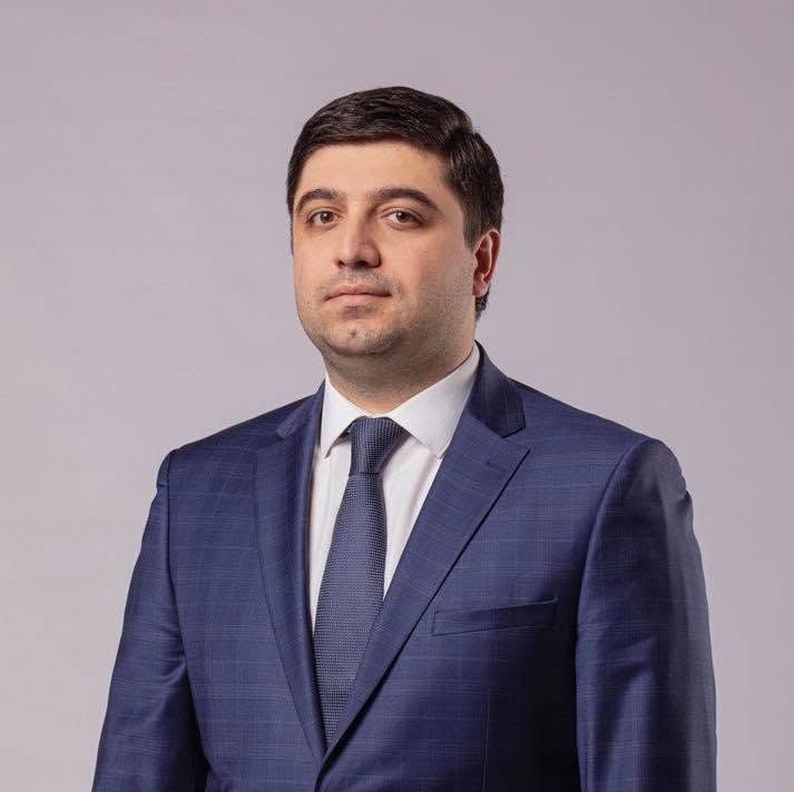 Депутат Вагаршак Акобян отказался от мандата ради работы в частном секторе