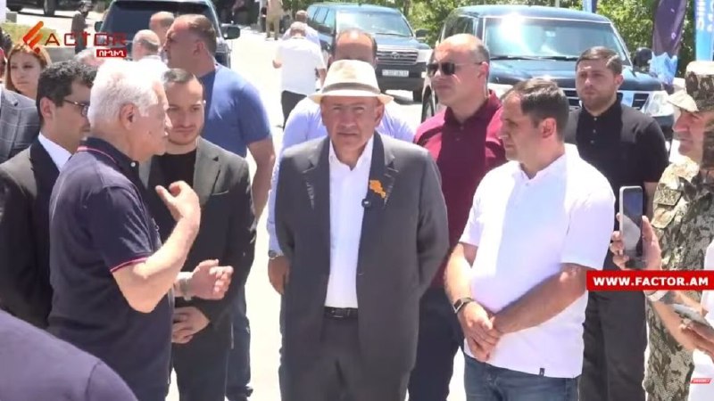 Никол Пашинян посетил выставку военной промышленности в СКК им. Карена Демирчяна в Армении