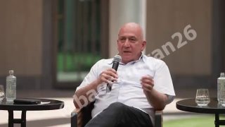 Скандальный брифинг в Армении: Арам Абрамян обвинил сельчан в зависти к выходцам из России