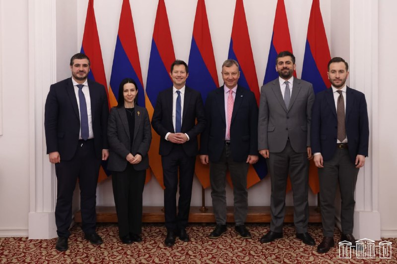 Пашинян побеждает на выборах в Армении: ЕНП поздравляет с проевропейским курсом