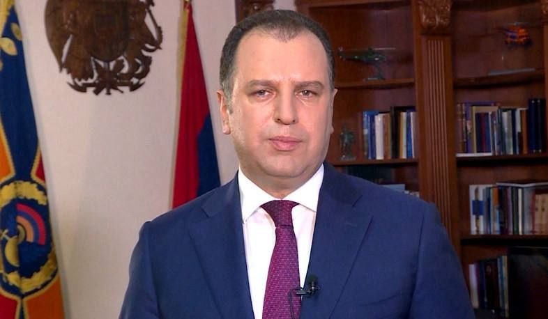Бывший министр обороны Армении Виген Саргсян арестован по делу о незаконном приобретении оружия