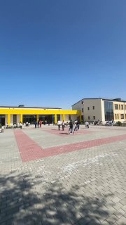Премьер-министр Никол Пашинян открыл школу в селе Покр Веди Араратской области