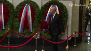 В Москве прошла церемония прощания с экс-министром обороны РФ Ивановым