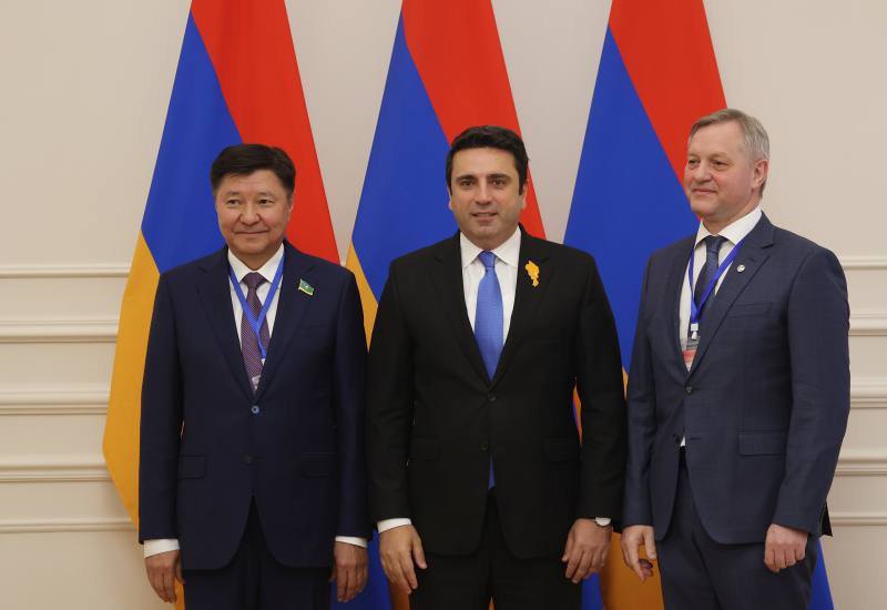 Ален Симонян принял наблюдателей Межпарламентской ассамблеи СНГ в Армении