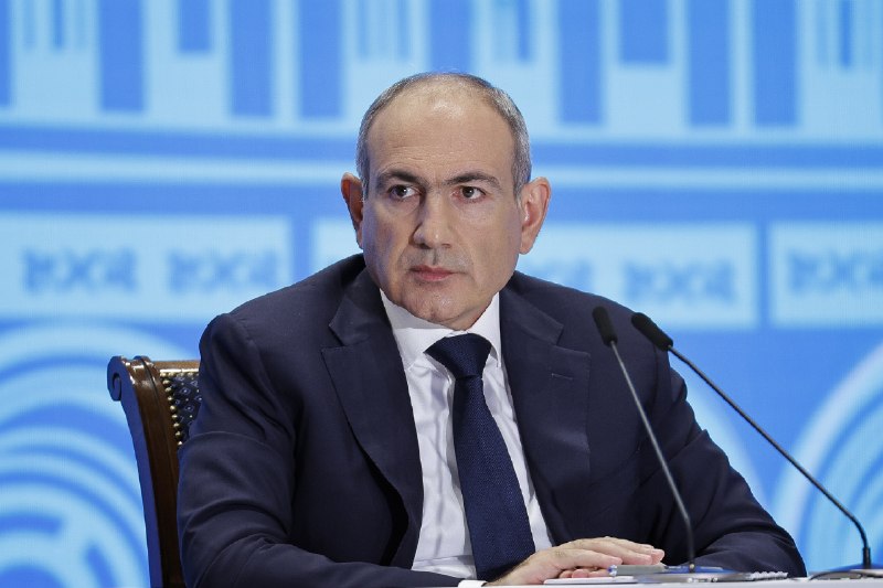 Пашинян пригласил выпускников топ-200 вузов мира в кадровый банк правительства Армении